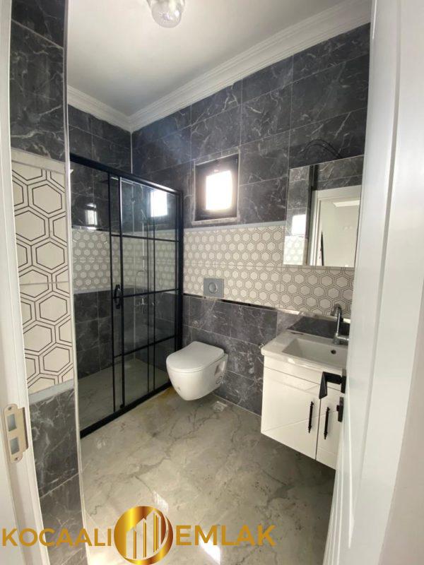 WhatsApp-Image-2022-03-12-at-16.53.06-1-600x800