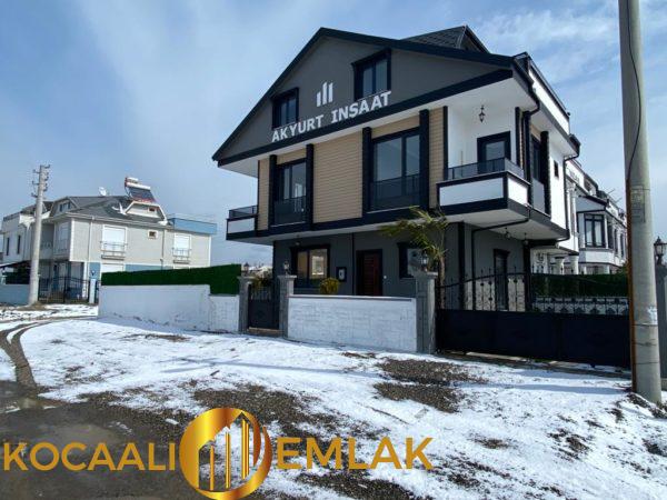 WhatsApp-Image-2022-03-12-at-16.53.09-3-600x450